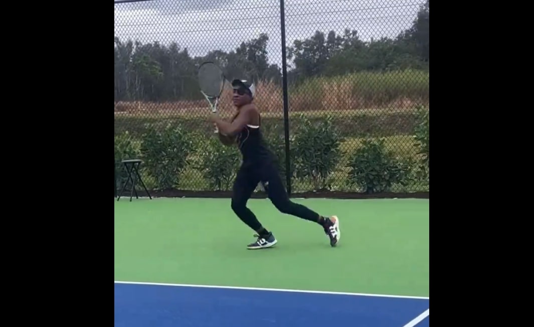Rywalka Igi Świątek poszła w ślady Polki. Gwiazda WTA upodabnia się do... pirata [WIDEO]