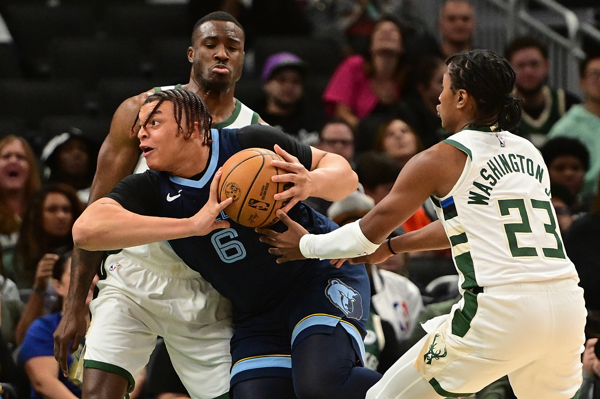 Kuriozalna statystyka gracza NBA. Ma więcej fauli niż celnych rzutów do kosza [WIDEO]
