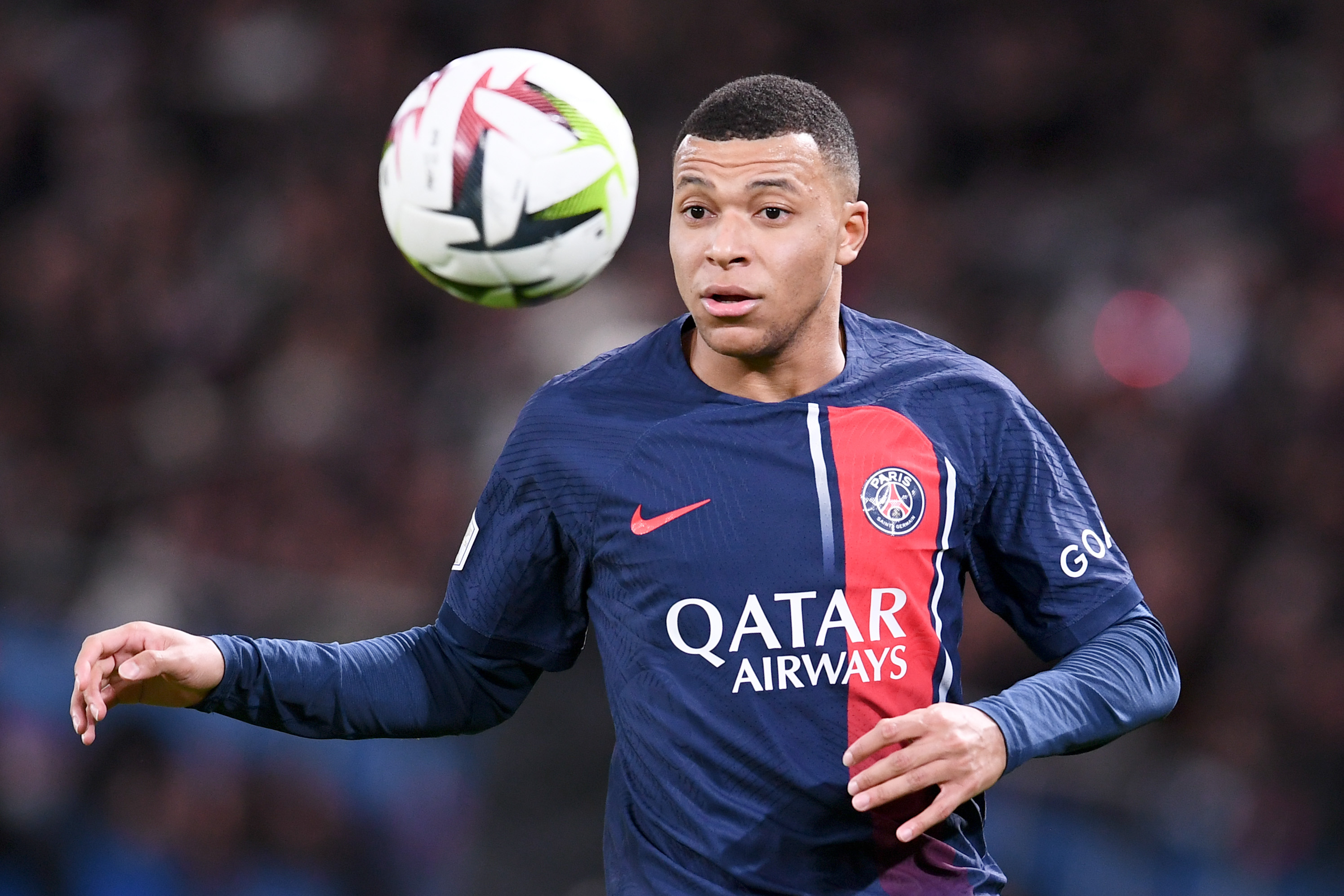 Barcelona zainteresowana Kylianem Mbappe. Sensacyjne doniesienia katalońskiej prasy