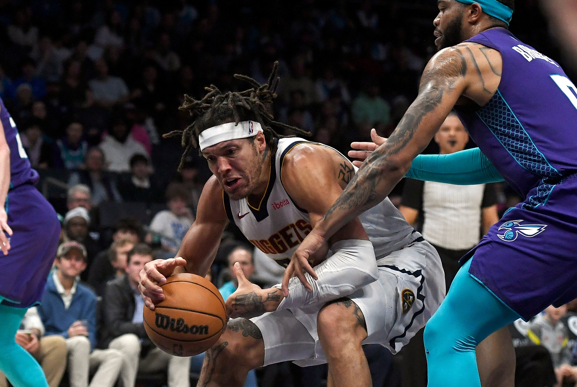 Zawodnik NBA pogryziony przez psa. Koszykarza czeka przerwa w grze