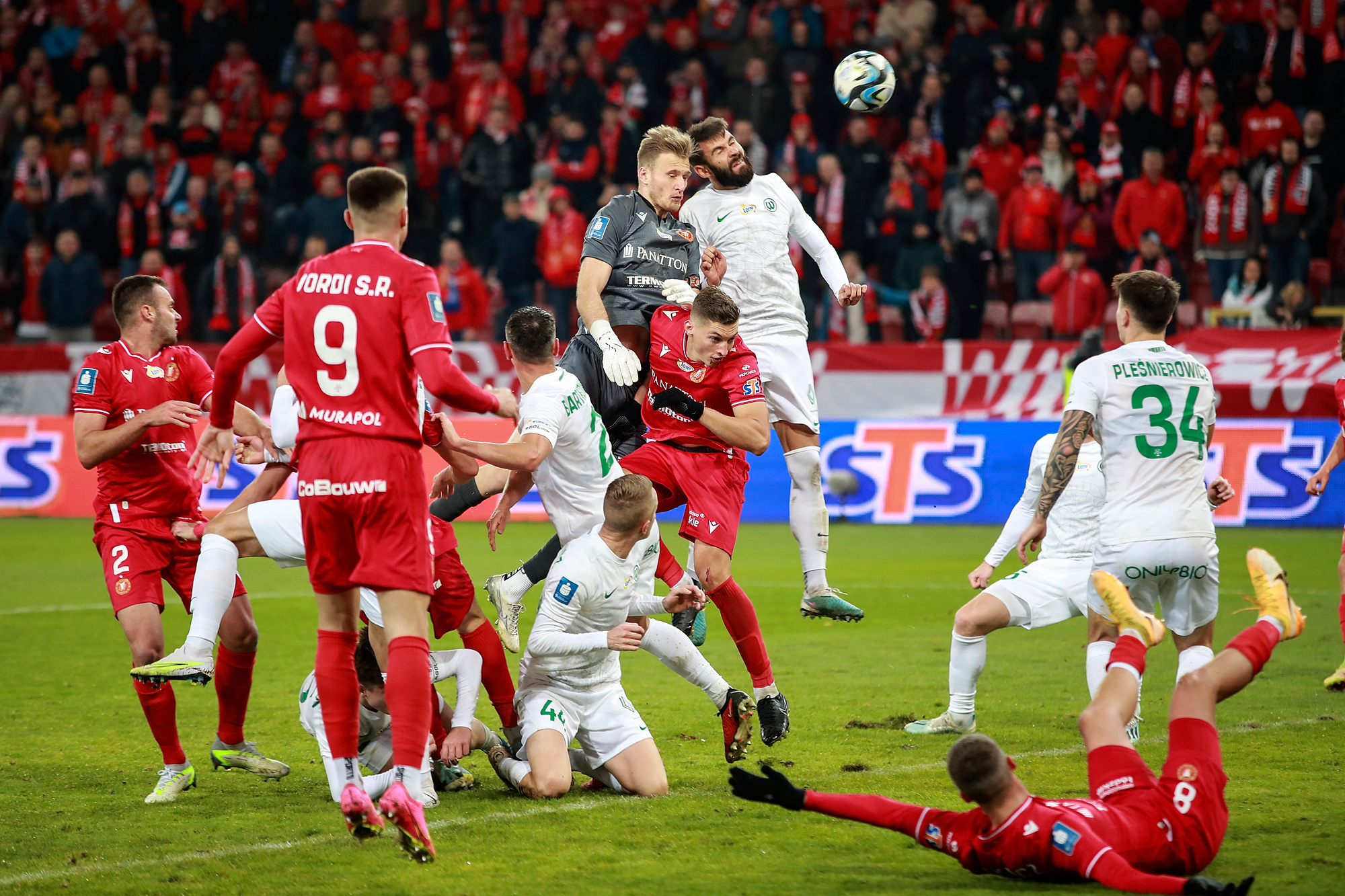 Media: Klub z Ekstraklasy straci czołowego piłkarza? Zawodnik jest o krok od przenosin do MLS