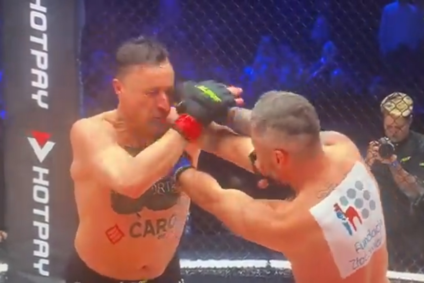 Hajto bez szans z Wawrzyniakiem! Potężne ciosy w walce wieczoru Clout MMA [WIDEO]