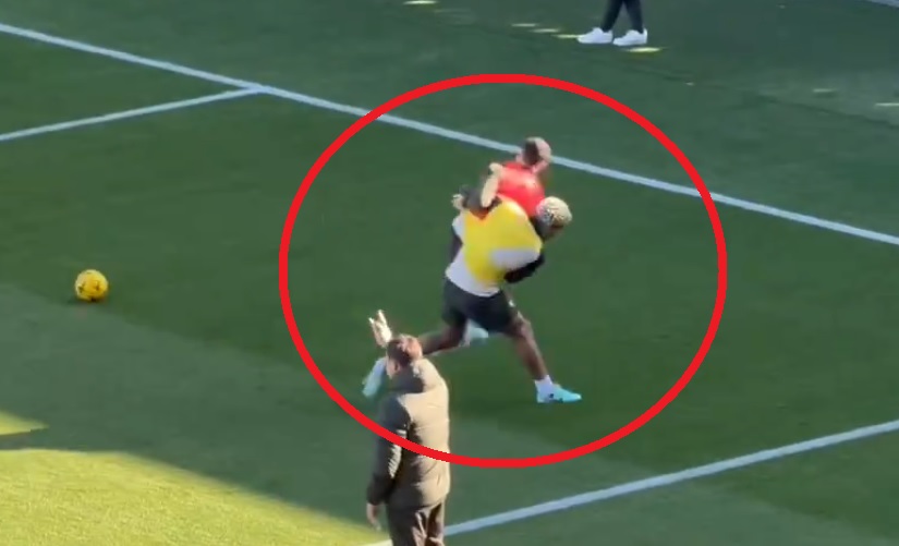Robert Lewandowski starł się z Ronaldem Araujo na treningu. Polak nie dał się rosłemu obrońcy [WIDEO]