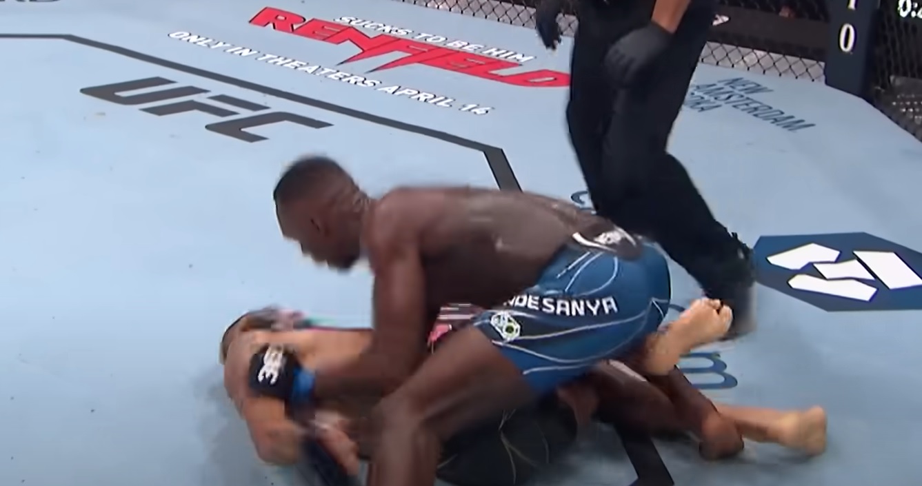 Wybrano najlepszy nokaut 2023 roku. Rywal mistrza UFC padł jak rażony piorunem [WIDEO]
