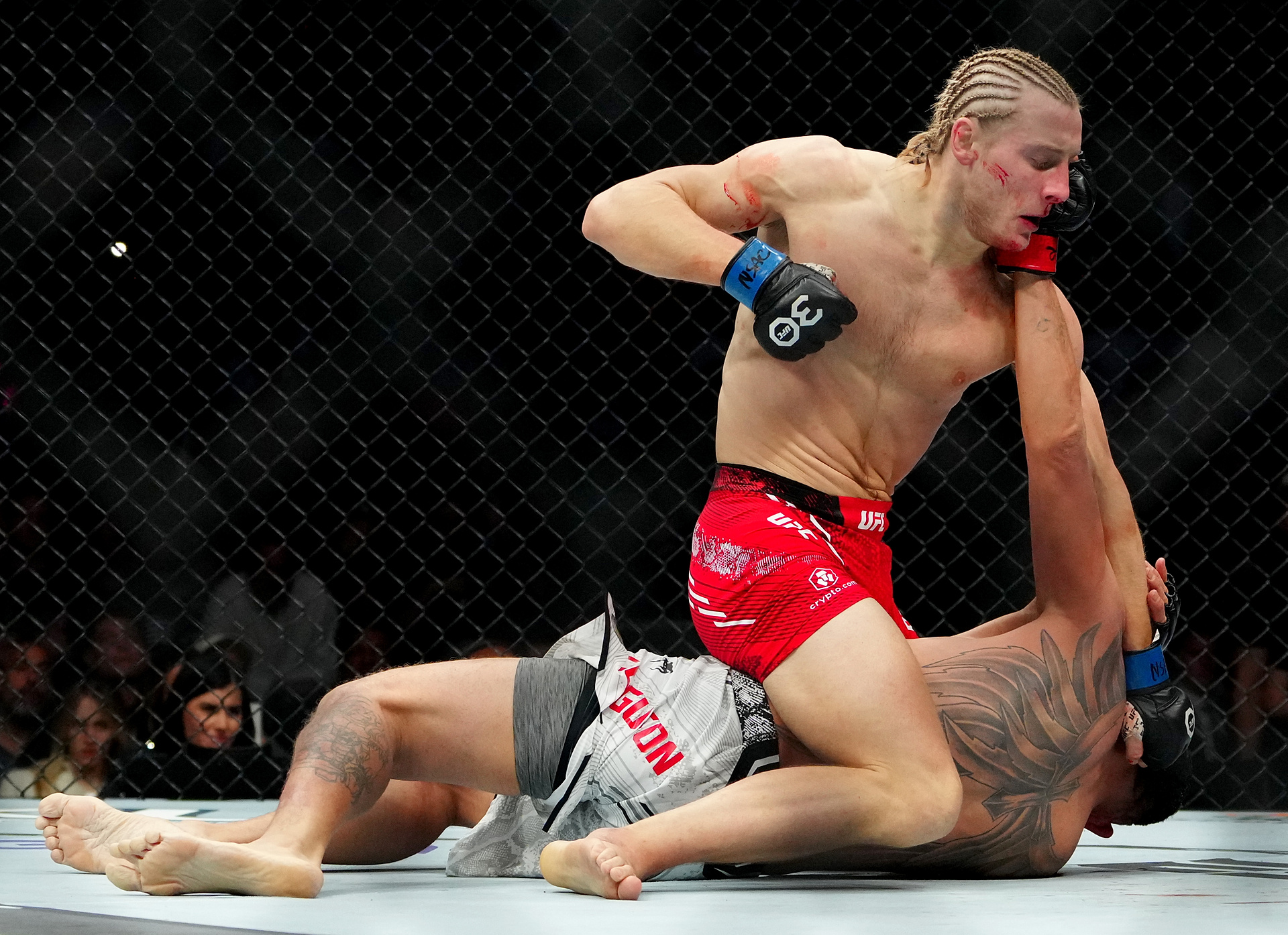 Szokująca przemiana gwiazdora UFC. Przytył prawie 20 kilogramów w dwa tygodnie [WIDEO]