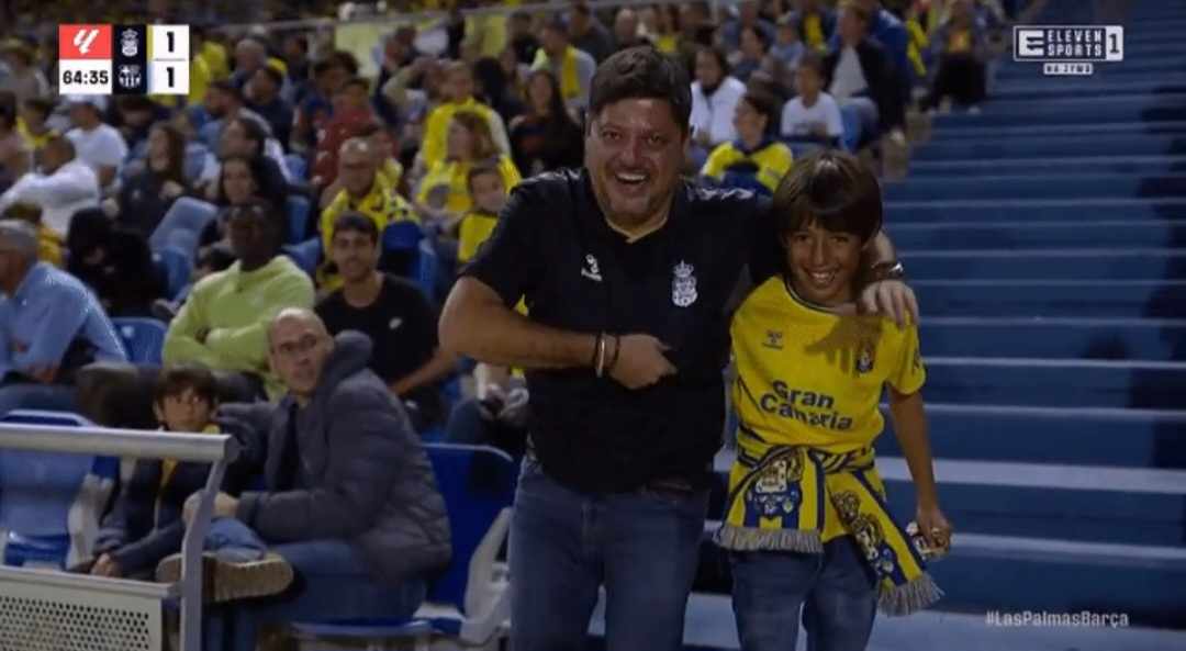 Kibic zaskoczył zachowaniem na meczu Barcelony. Wszystko uchwyciły kamery [WIDEO]