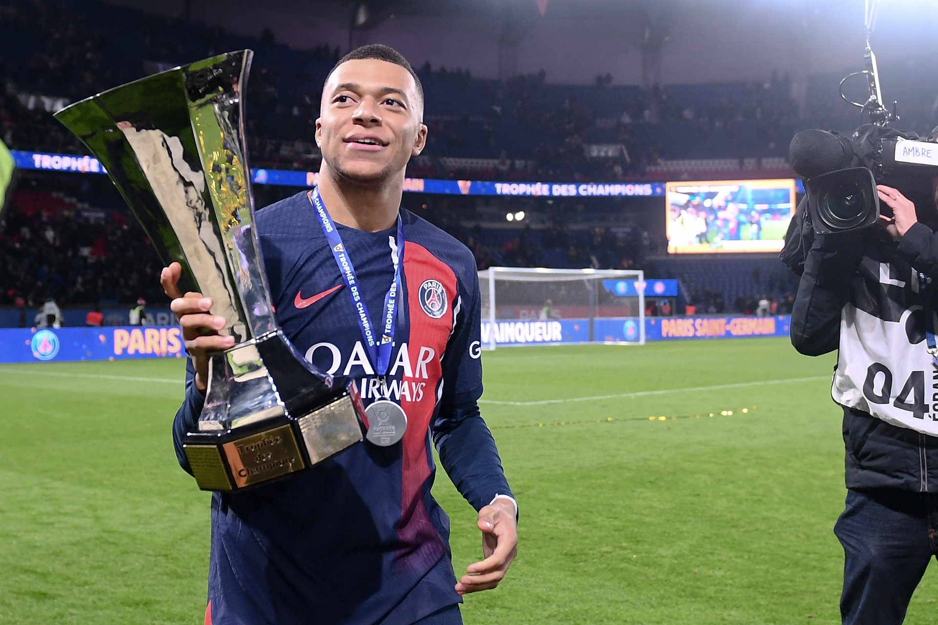 To ten zawodnik może zastąpić Kyliana Mbappe. PSG obserwuje gwiazdora Premier League