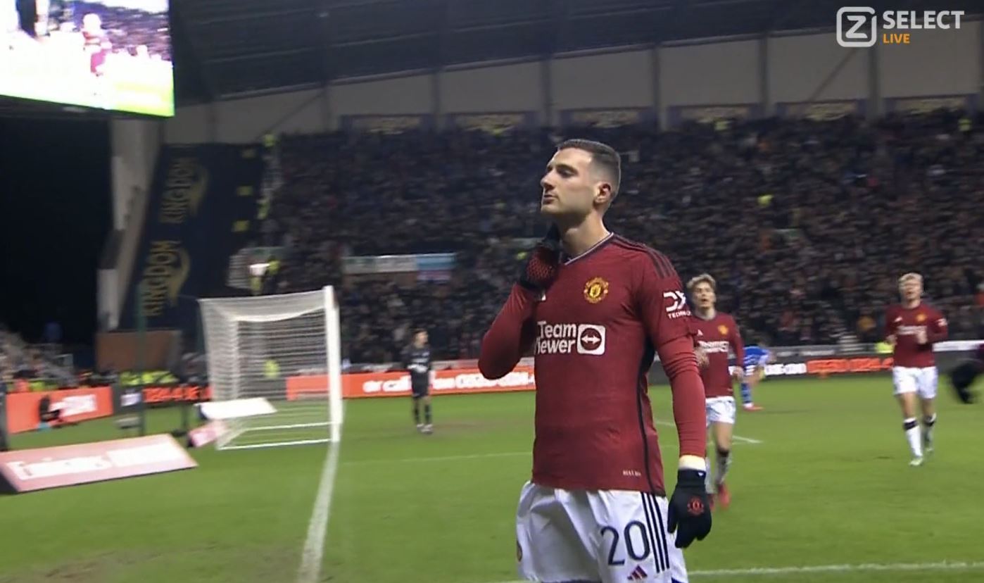 Manchester United uniknął kolejnej wpadki. Niespodziewany bohater w meczu Pucharu Anglii [WIDEO]