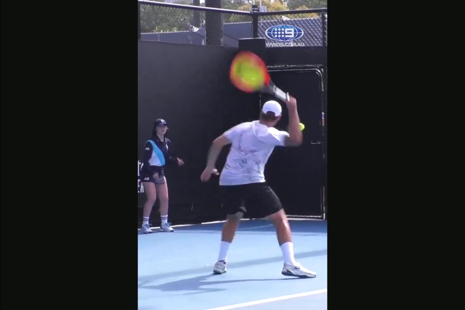 Skandaliczne zachowanie tenisisty podczas Australian Open. Kibice domagają się dyskwalifikacji [WIDEO]