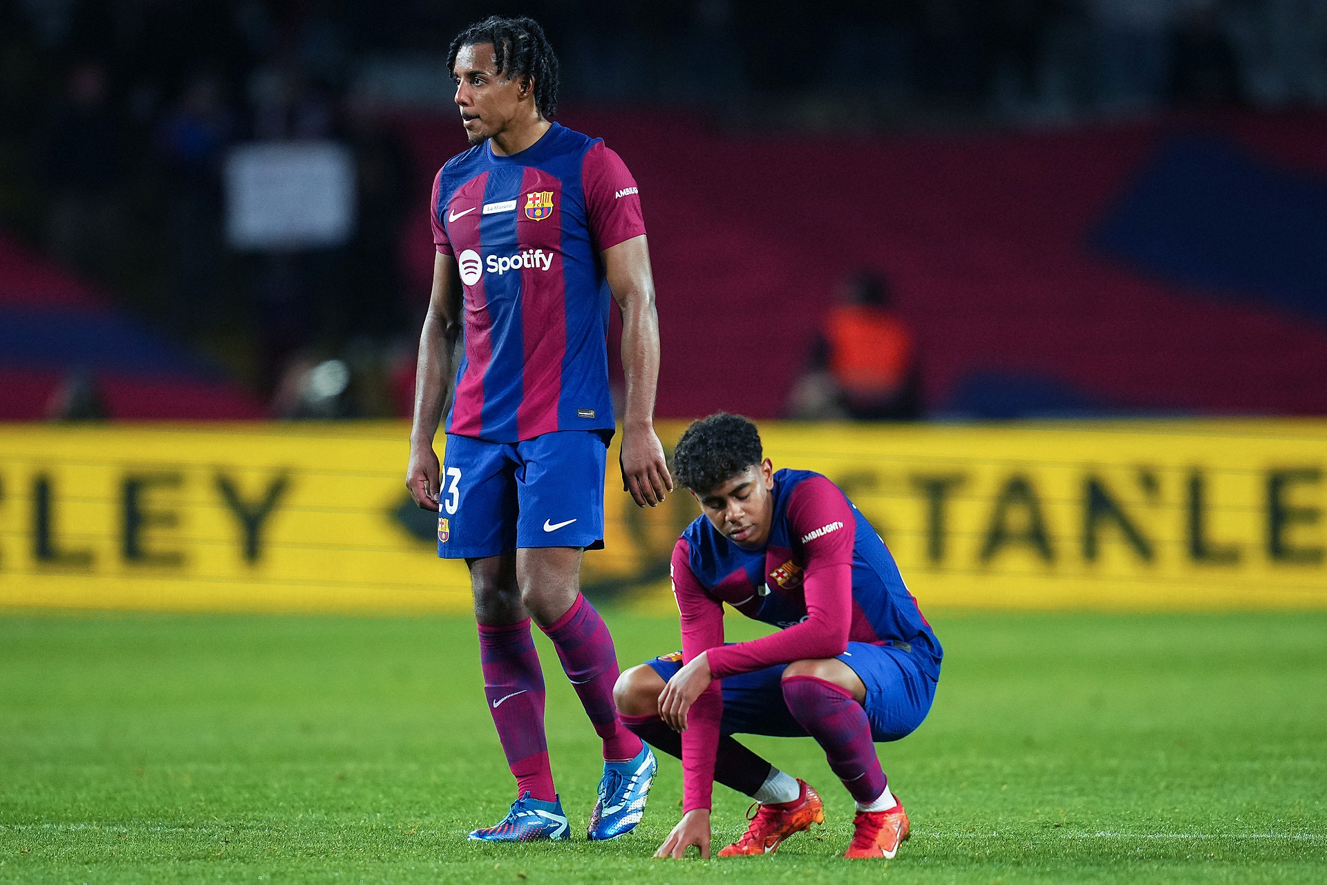 Złodzieje okradli dom piłkarza FC Barcelony podczas meczu. Trwa wycenianie strat