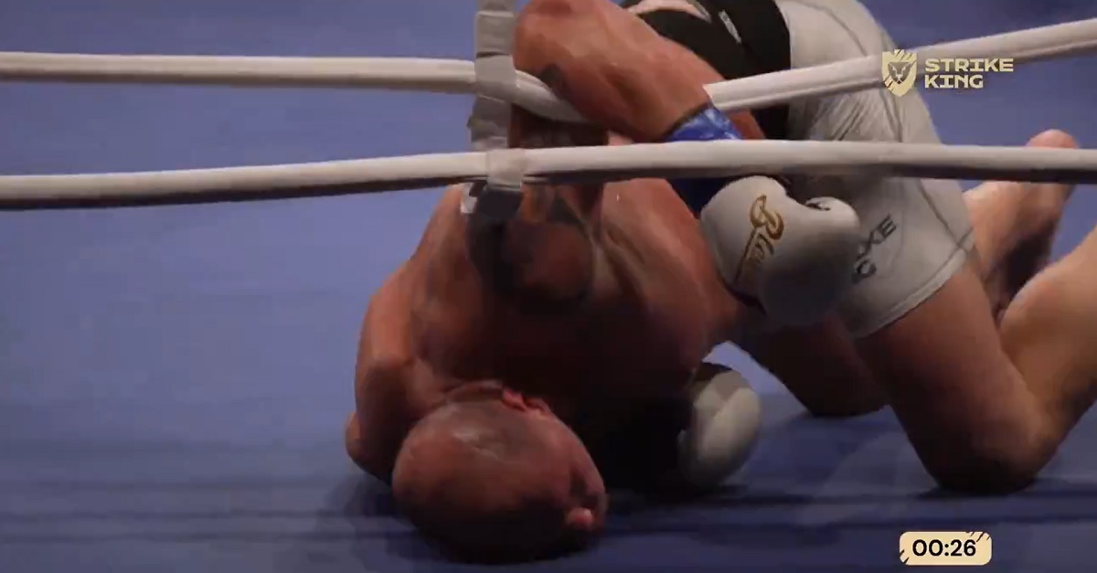 Ogromne kontrowersje na polskiej gali. Zawodnik Clout MMA padł jak rażony piorunem i wygrał walkę [WIDEO]