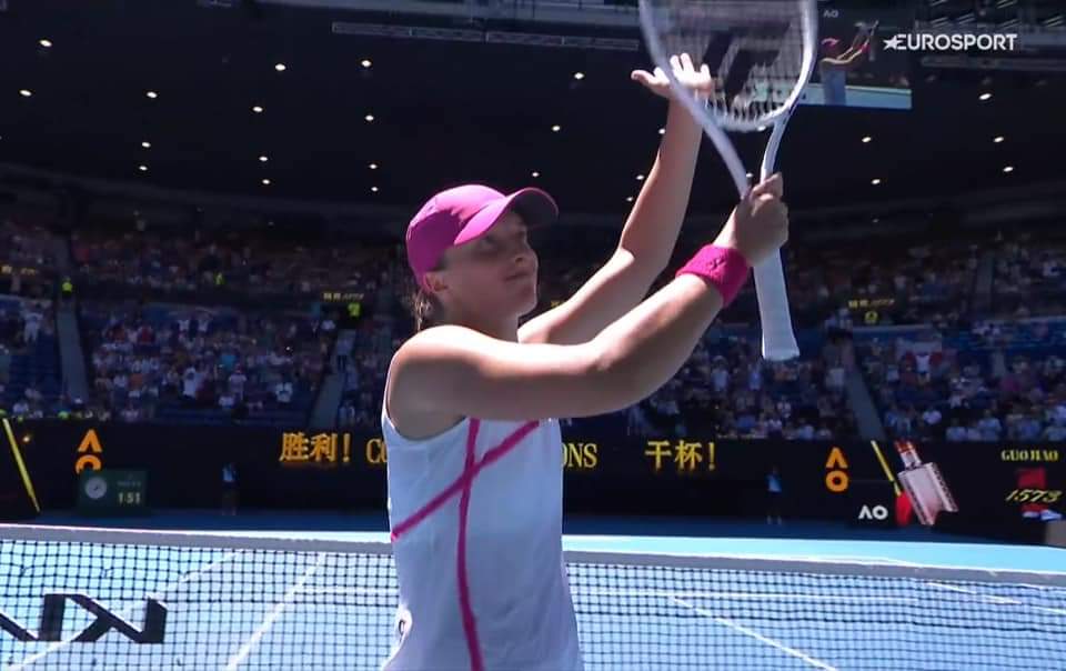 Trudny początek Igi Świątek w Australian Open. Rywalka postawiła się Polce [WIDEO]