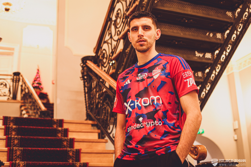 Raków Częstochowa potwierdził zapowiadany transfer! Ciekawy powrót stał się faktem