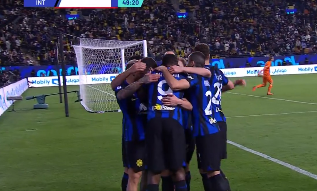 Nokaut w półfinale Superpucharu Włoch! Napoli poznało rywala w meczu o trofeum [WIDEO]