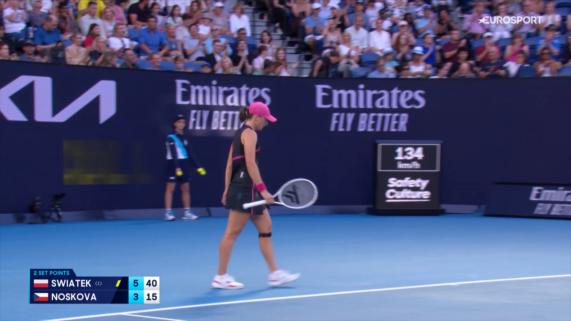 IGA ŚWIĄTEK ODPADŁA Z AUSTRALIAN OPEN! REWELACYJNA CZESZKA OGRAŁA POLKĘ [WIDEO]