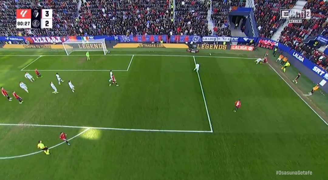 Bramka w stylu Roberto Carlosa! Spektakularne uderzenie w lidze hiszpańskiej [WIDEO]