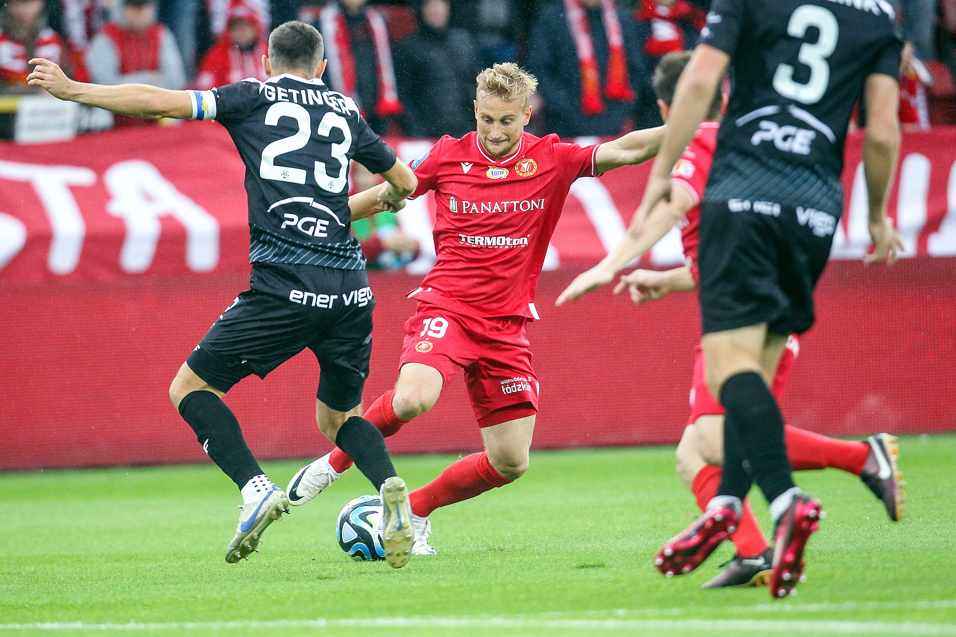"Skandal. Rujnuje rywalizację". Gwiazda Widzewa ostro o głośnym przepisie