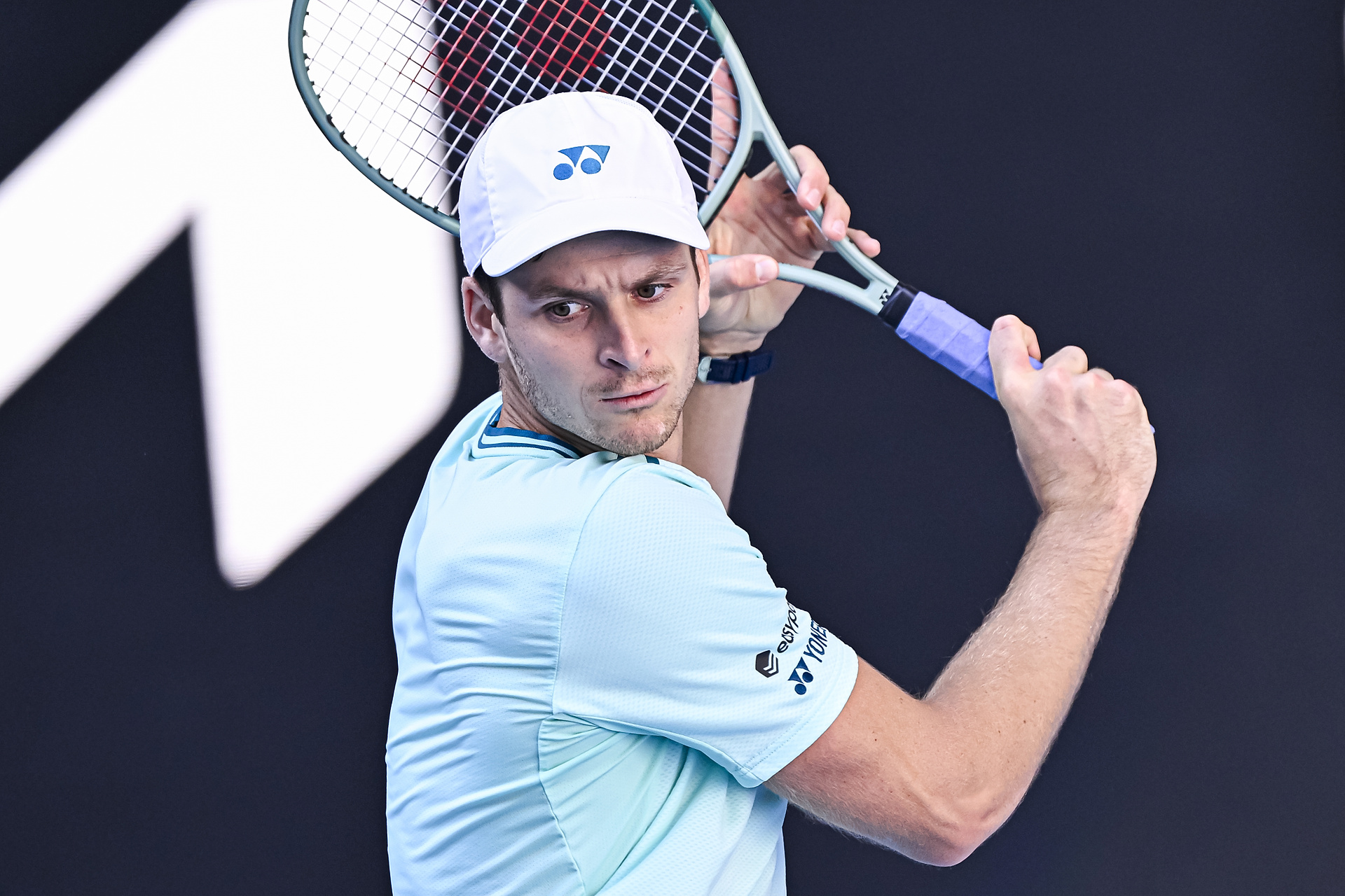 Hubert Hurkacz odpadł z Australian Open po szalonym meczu! Kapitalny ćwierćfinał, było blisko sukcesu [WIDEO]