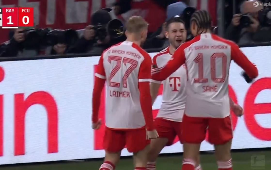 Bayern odrobił zaległości w Bundeslidze. Niespodziewany bohater mistrzów Niemiec [WIDEO]