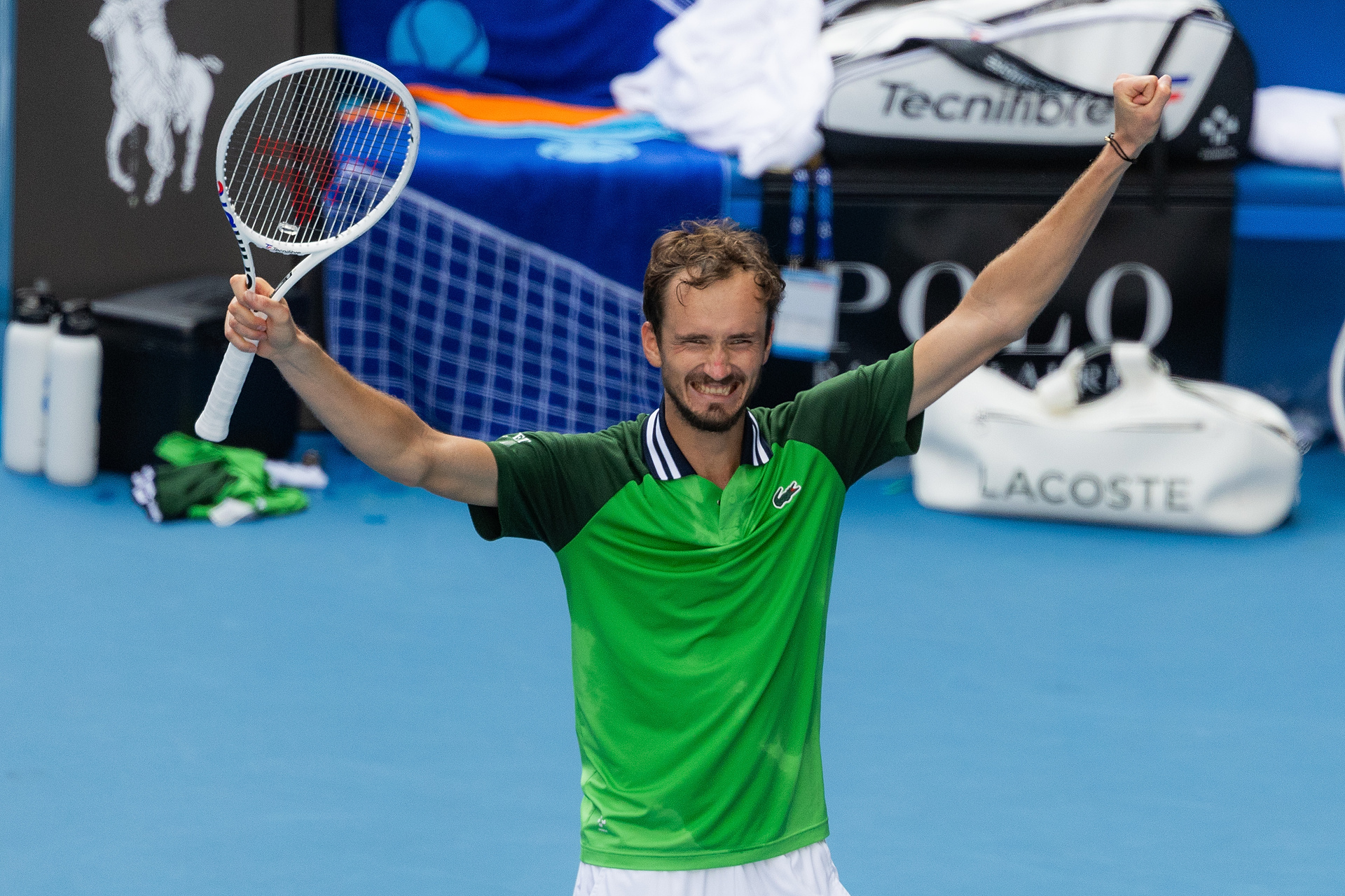 Niezwykły bój w półfinale Australian Open! Pogromca Hurkacza odrobił dwusetową stratę i zagra o tytuł [WIDEO]