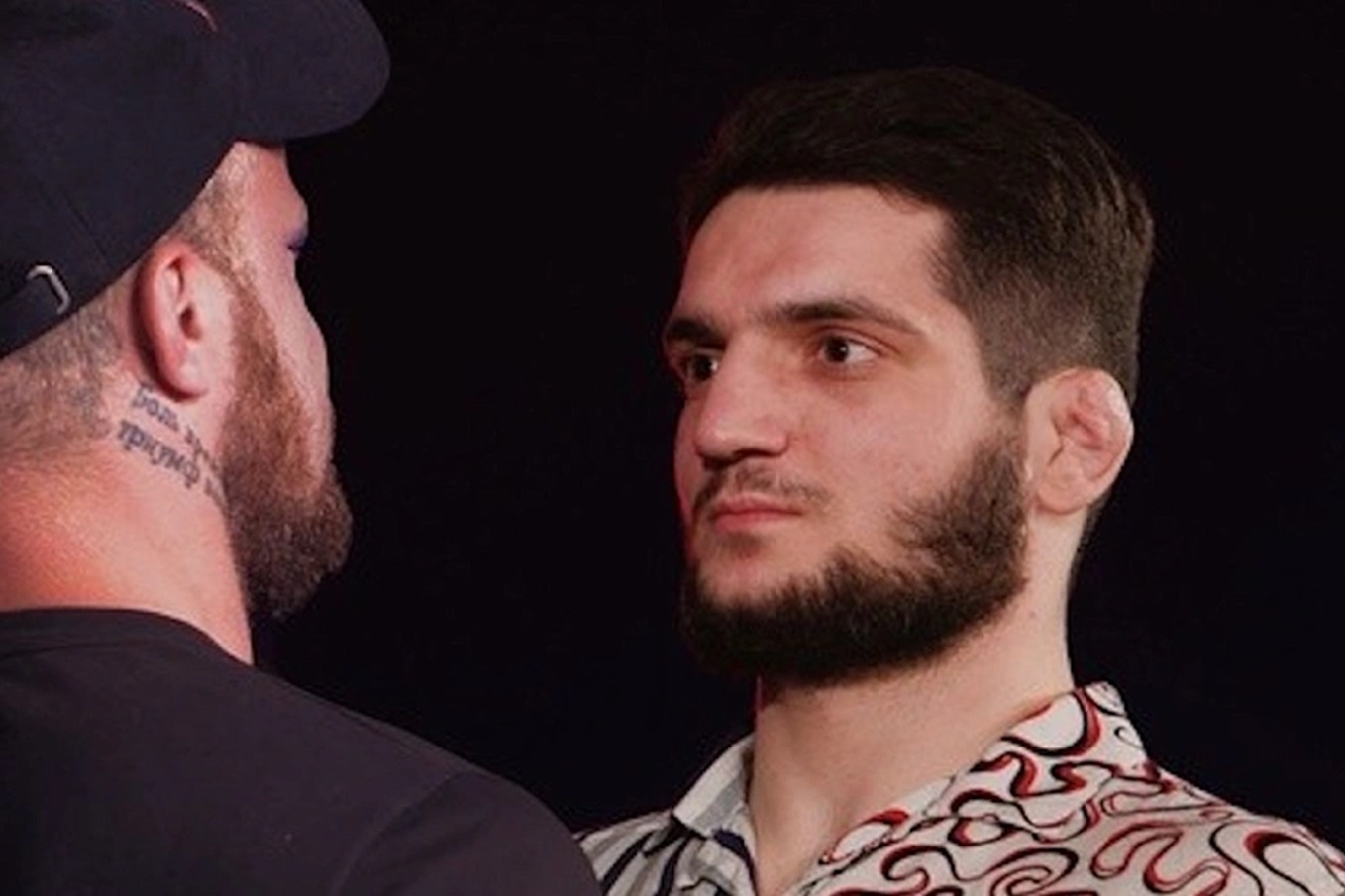 Wypadł z dziesiątego piętra i przeżył. Spore szczęście cenionego zawodnika MMA. Kuriozalny powód wypadku