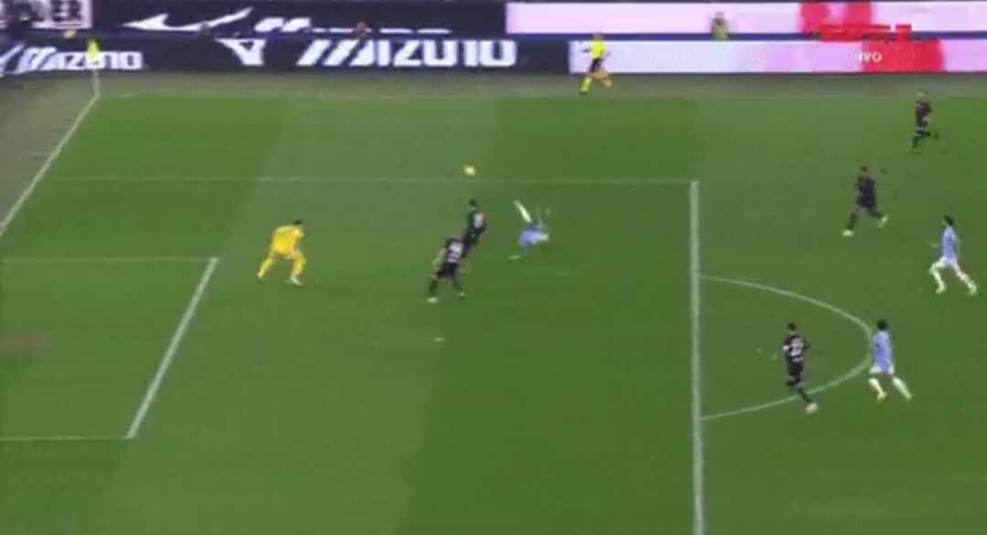 Piękny nieuznany gol w hicie Serie A! Anonimowy występ Piotra Zielińskiego [WIDEO]