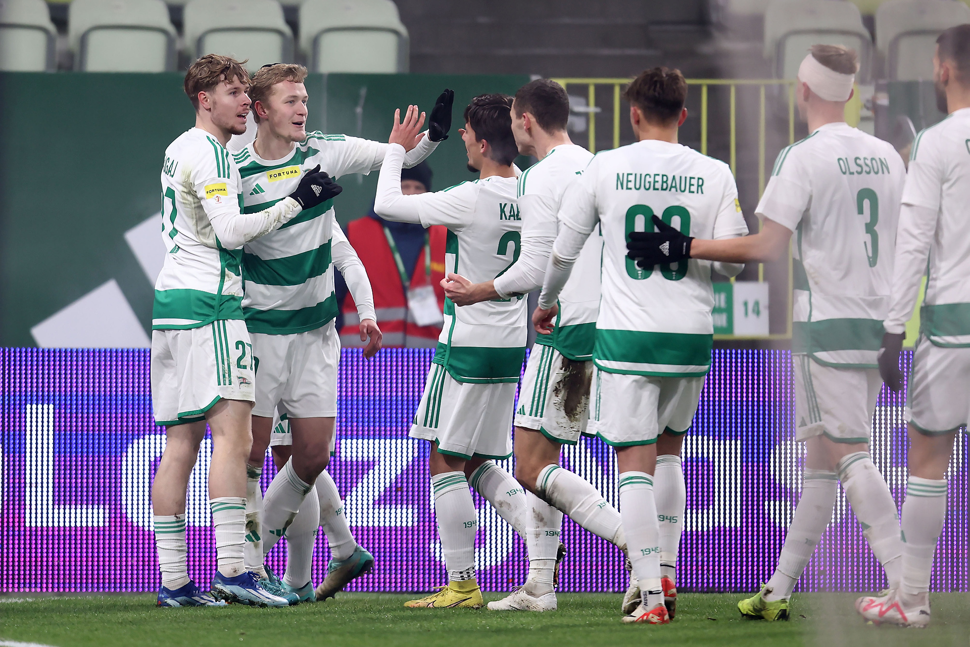 Media: Lechia Gdańsk zalega z wypłatami. Wróciły stare demony w klubie z Trójmiasta