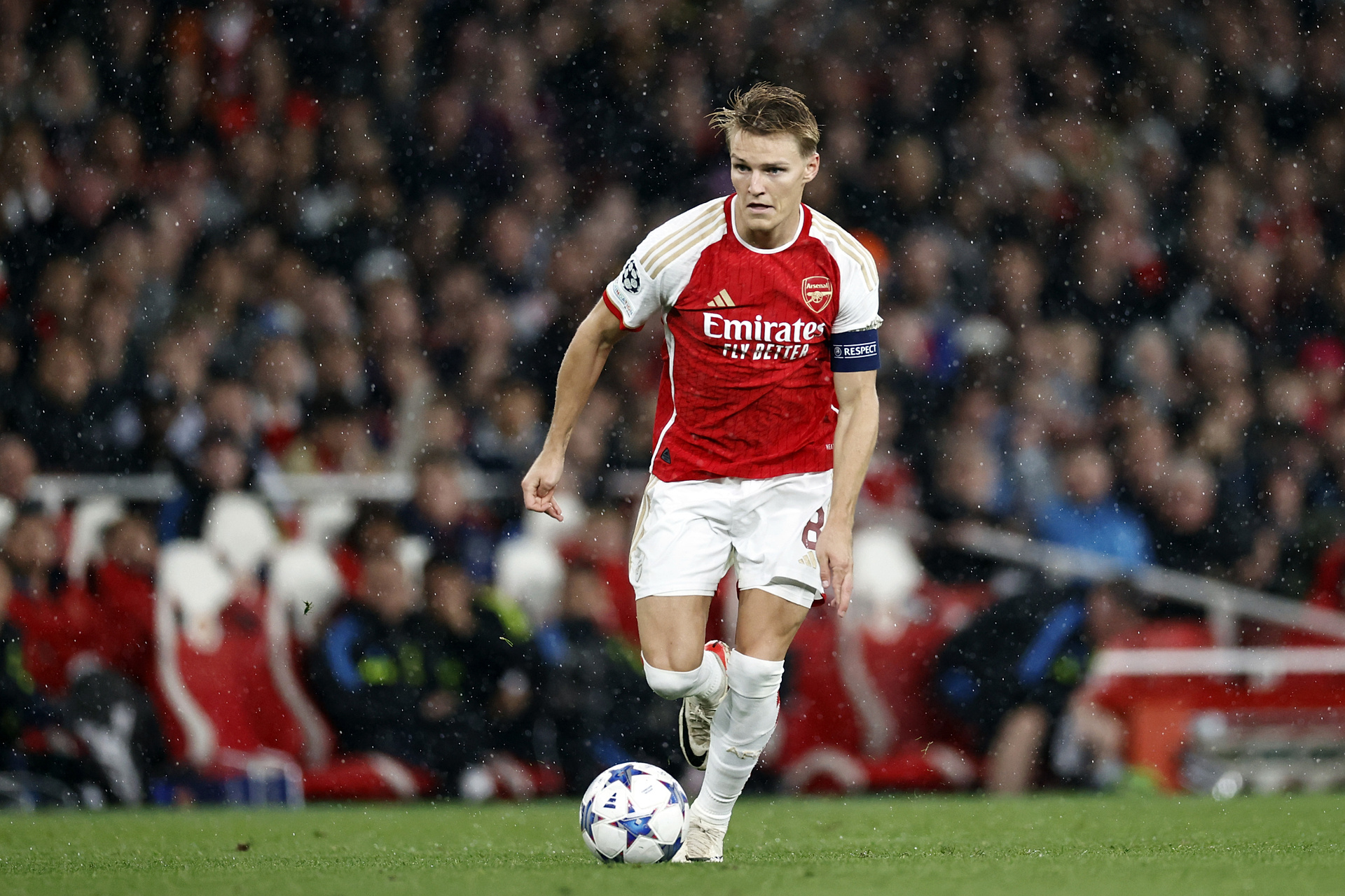 Odegaard odgryzł się Carragherowi. Kapitan Arsenalu zareagował na krytykę
