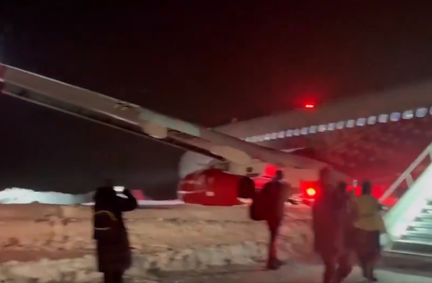 Samolot z byłymi sportowcami wypadł z pasa startowego. Omal nie doszło do tragedii
