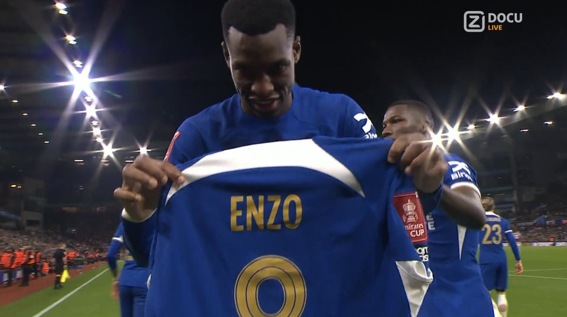 Chelsea rozbiła Aston Villę w Pucharze Anglii! Cudowny gol Enzo Fernandeza [WIDEO]