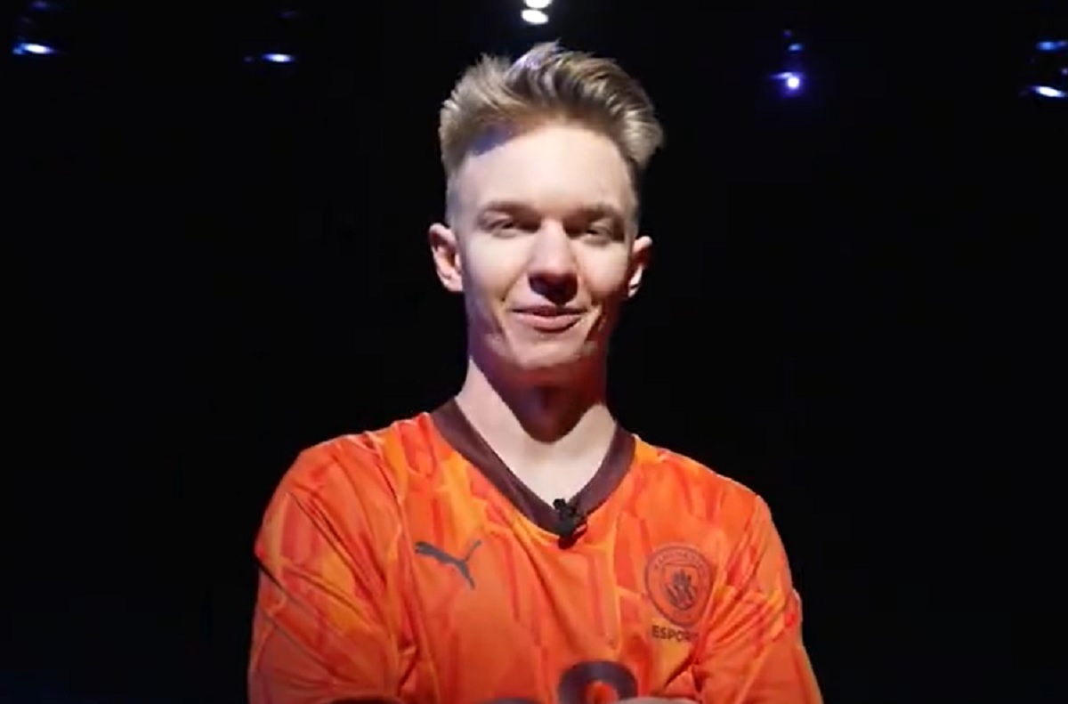Polak podpisał kontrakt z Manchesterem City. E-sportowiec zasilił szeregi drużyny piłkarskiego mistrza Anglii