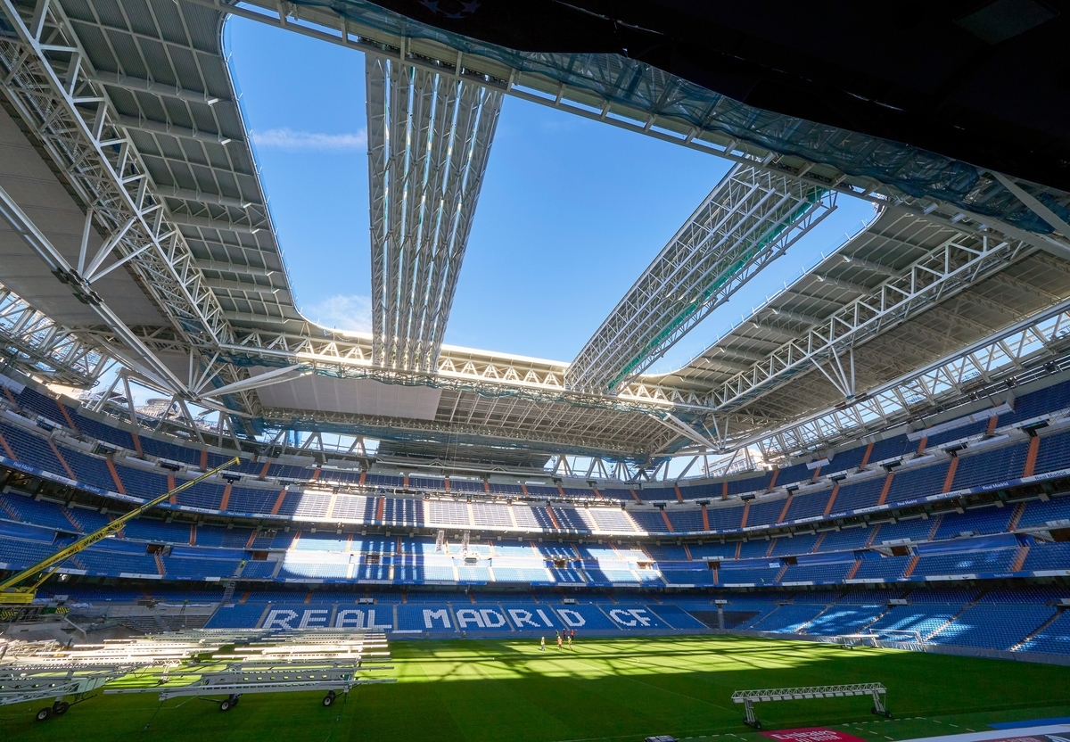 Bernabeu szykuje się na wielki hit. Gruntowny remont w toku