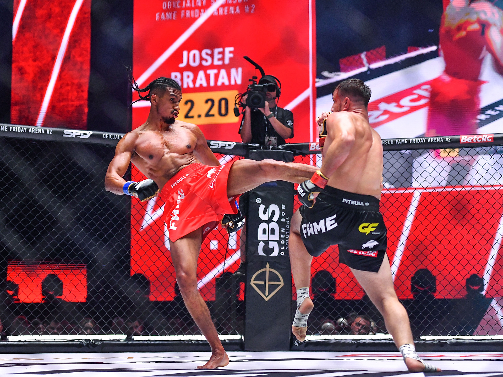 Wielkie emocje w finale turnieju na Fame MMA! Freak-fighter zgarnął półtora miliona złotych