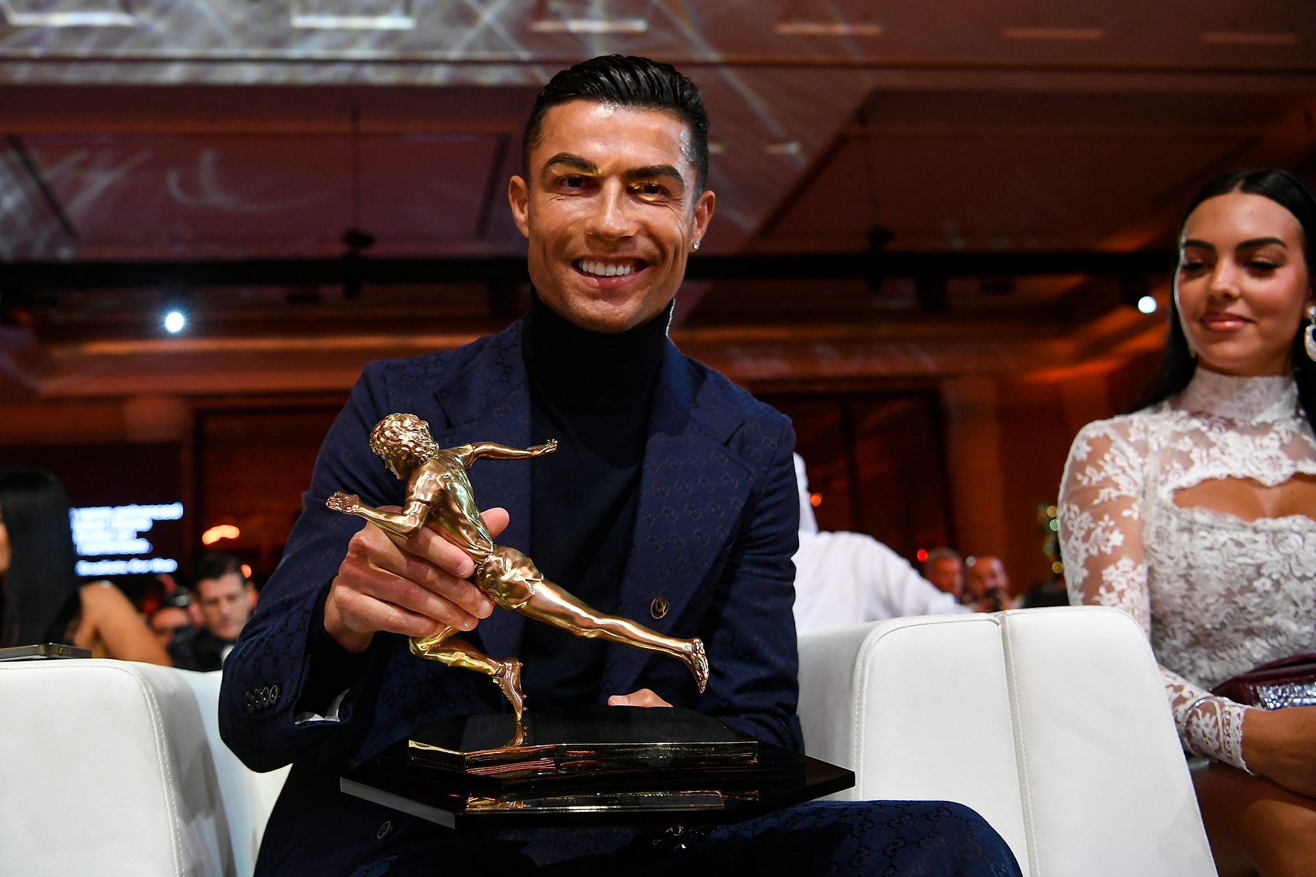 Wielki sukces syna Cristiano Ronaldo. Nastolatek już może szykować miejsce w gablocie