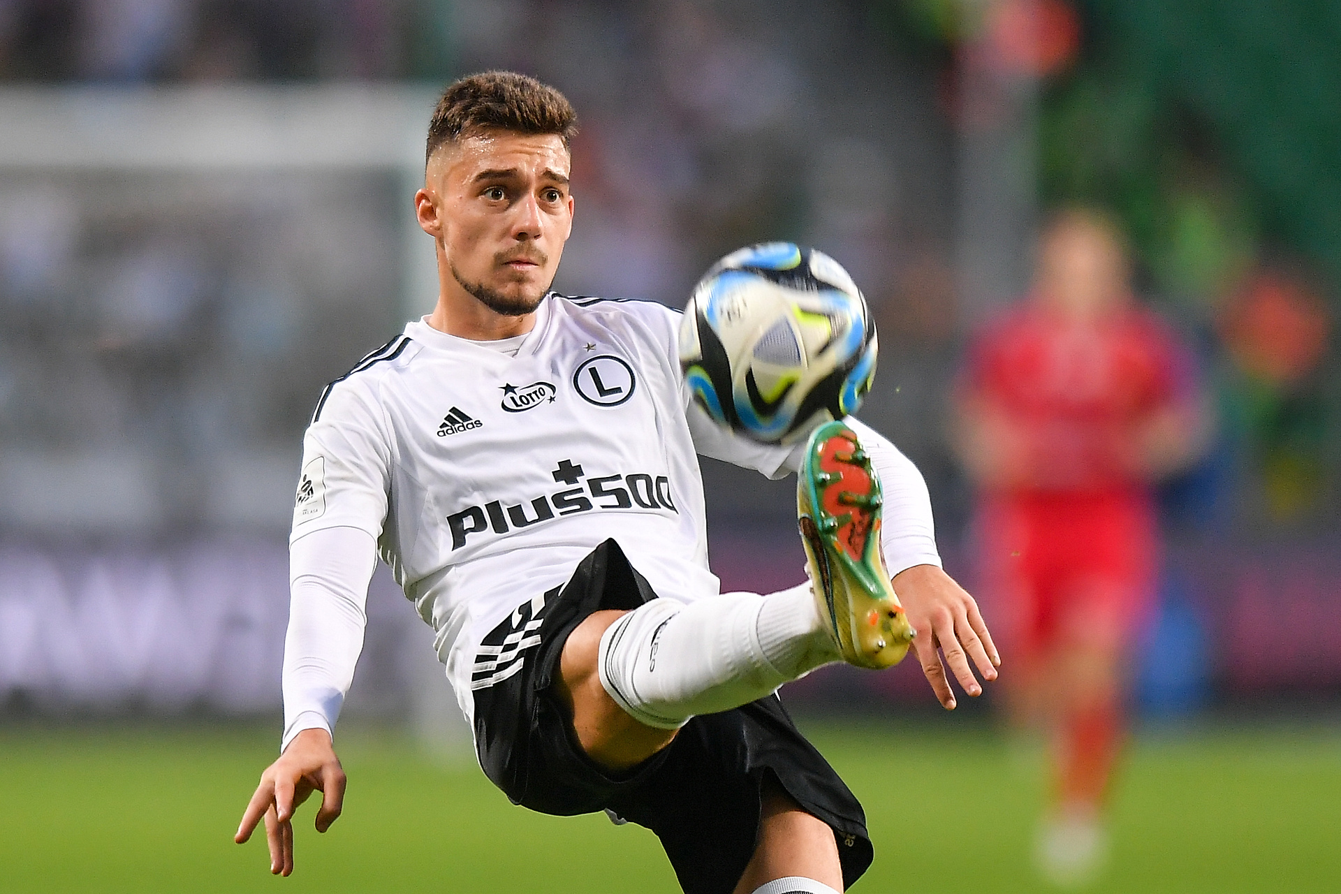 Besiktas chwali się ofertą za Ernesta Muciego. Były piłkarz Legii mógł odejść za spore pieniądze