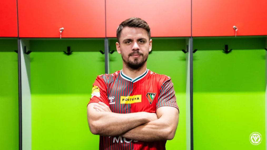Nie grał w piłkę od blisko trzech lat, dostał angaż w polskim klubie. Sensacyjny transfer pierwszoligowca