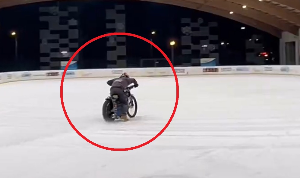 Marcin Najman trenuje do konfrontacji ze Zbigniewem Bońkiem. Były prezes PZPN wbił rywalowi szpilkę [WIDEO]