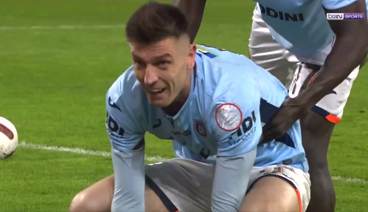 Krzysztof Piątek zmarnował rzut karny w doliczonym czasie! Polak mógł być bohaterem [WIDEO]