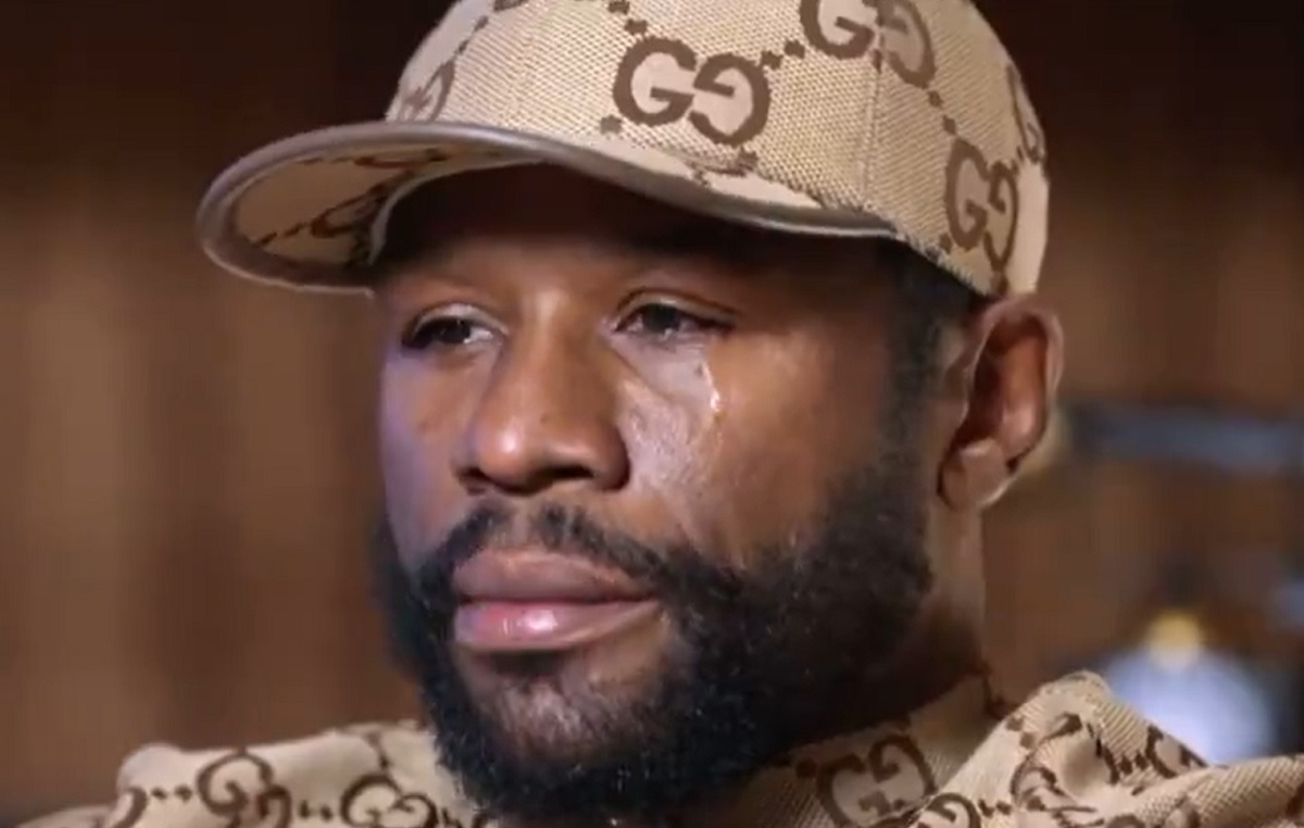 Trudne chwile Floyda Mayweathera Jr. Pięściarz zalał się łzami w trakcie wywiadu [WIDEO]