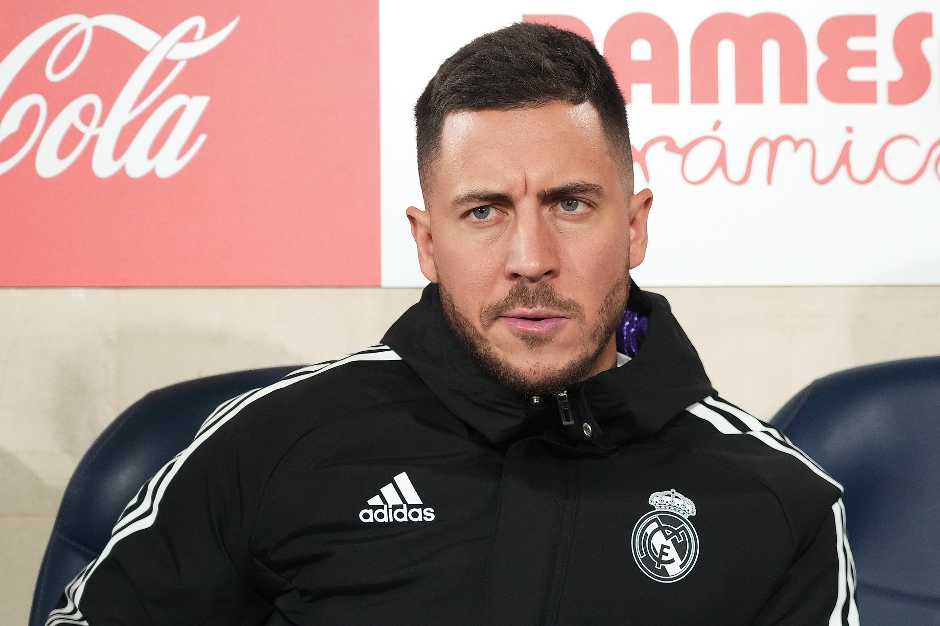 "Teraz może sobie zapalić". Tak żyje Hazard po zakończeniu kariery