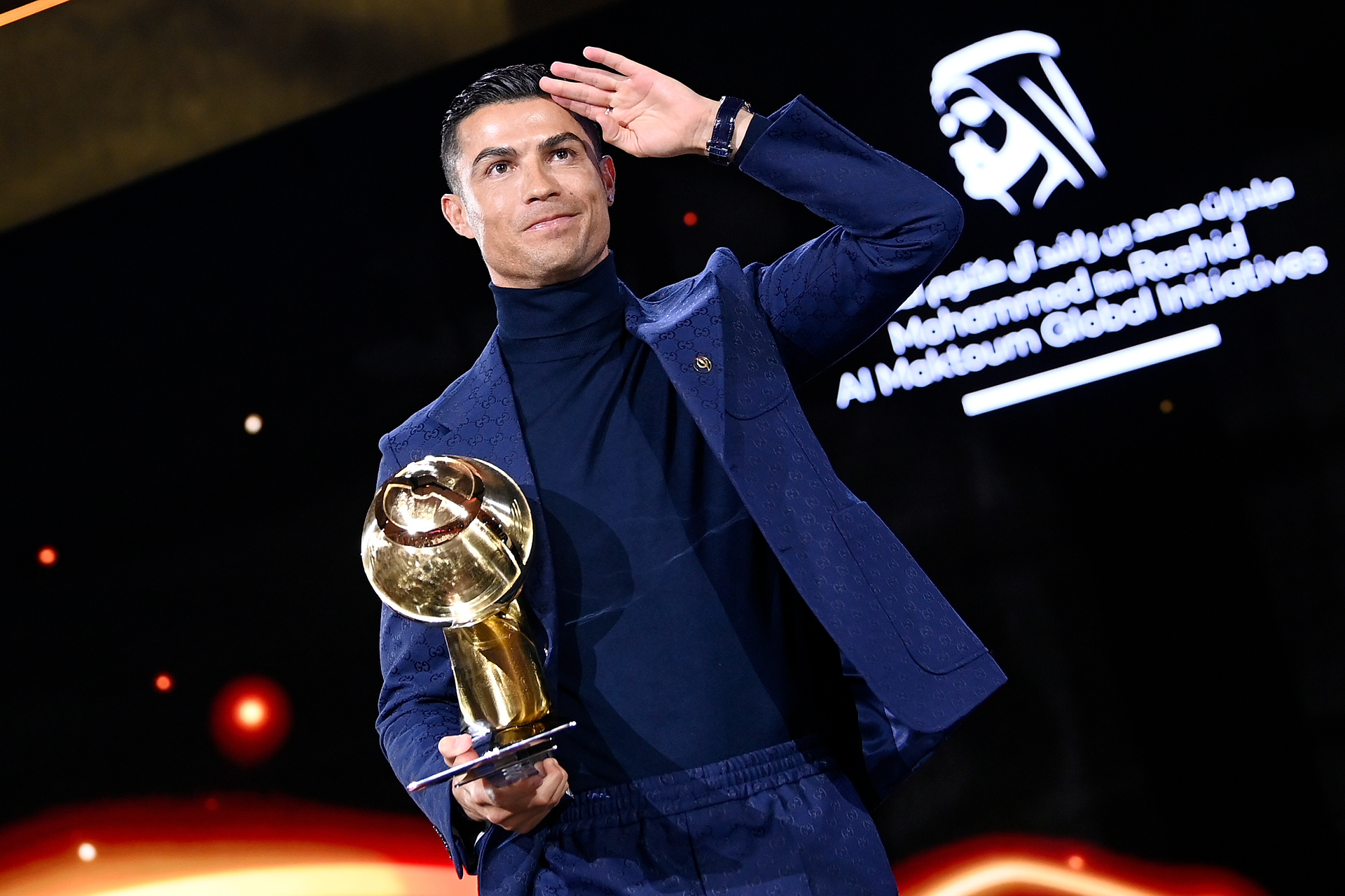 Dlatego Cristiano Ronaldo ma pomalowane paznokcie. Ujawniono nietypowy powód