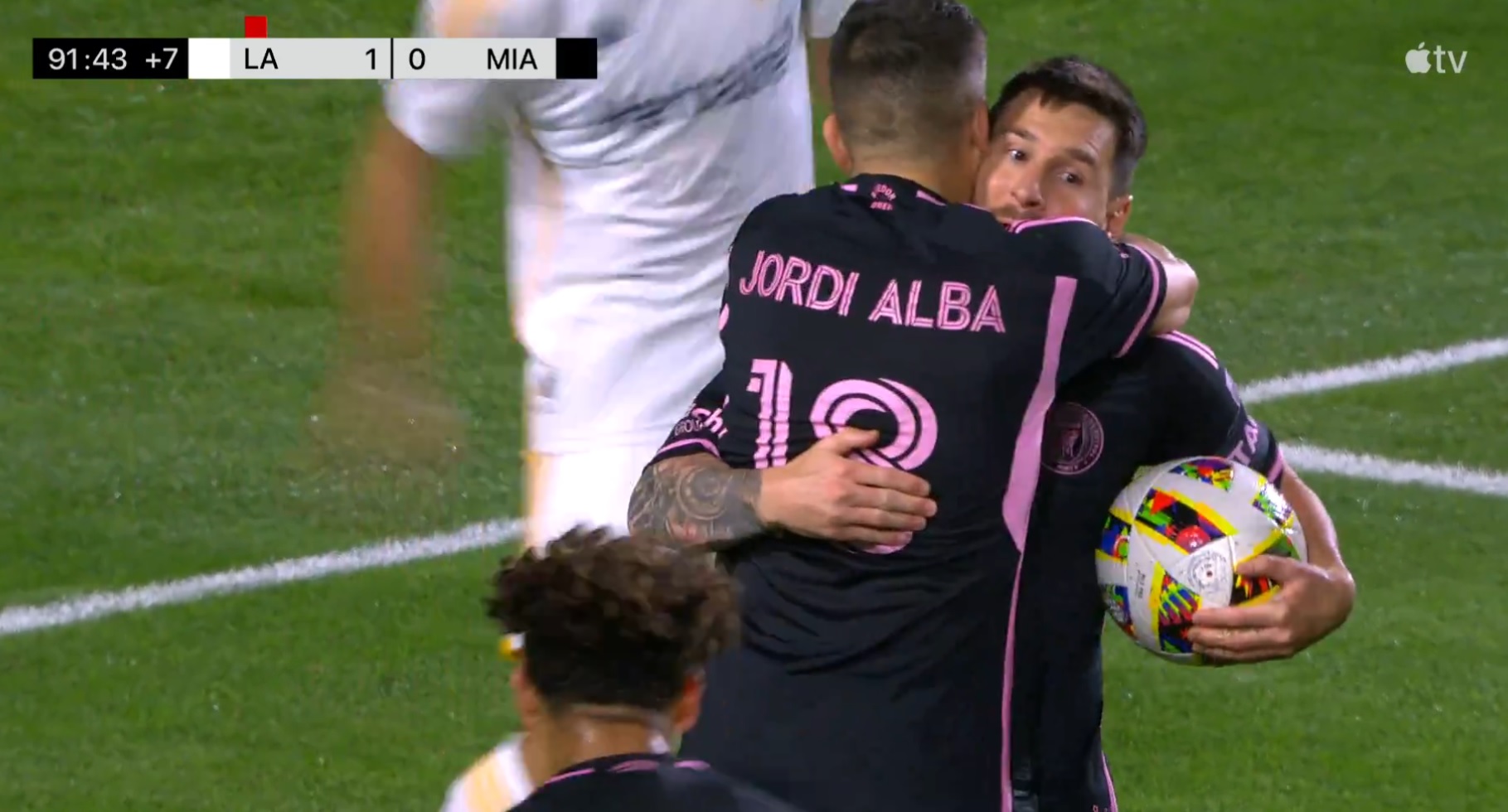Legendy FC Barcelony błysnęły w MLS! Cudowna akcja Leo Messiego i Jordiego Alby uratowała Inter Miami [WIDEO]