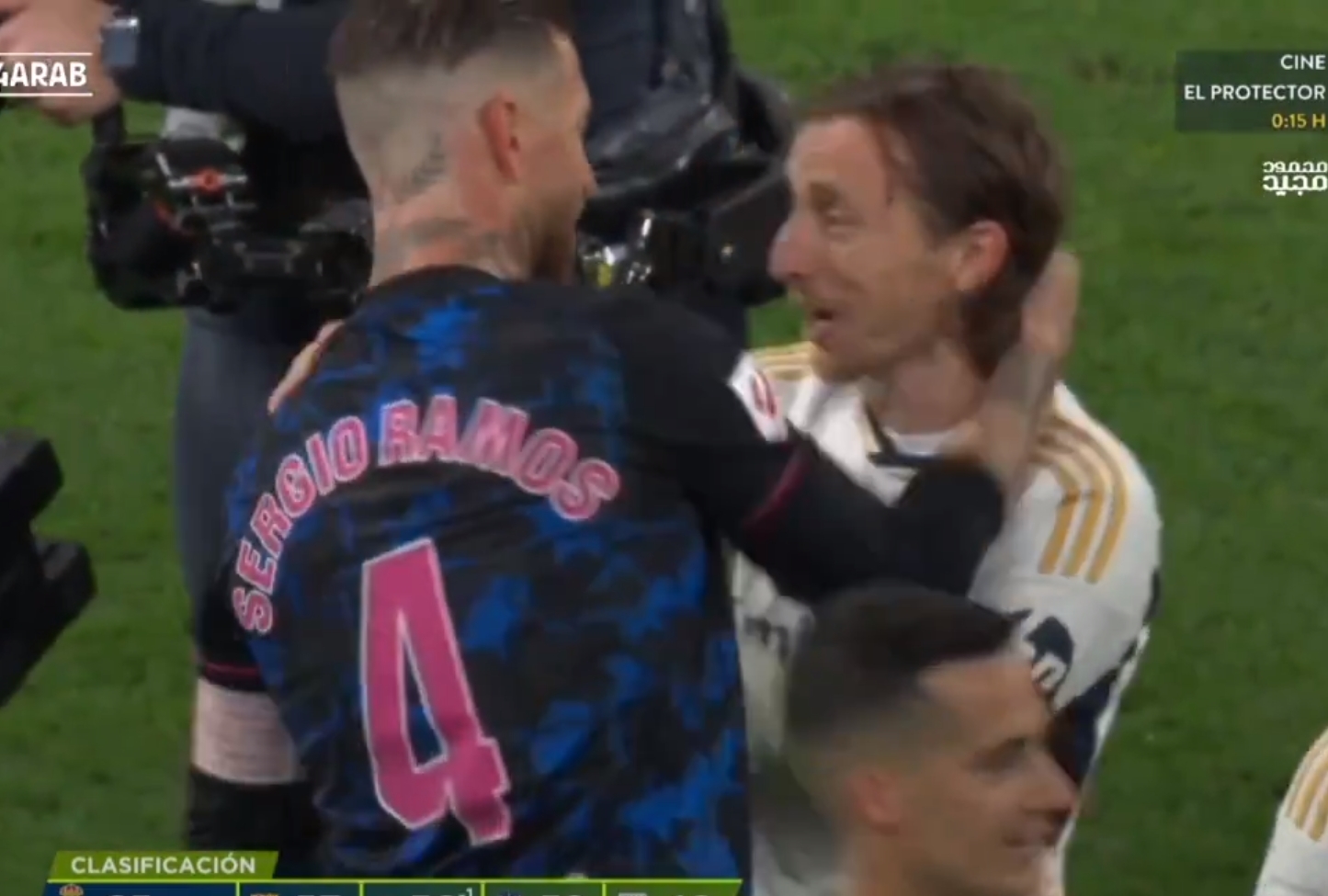 Sergio Ramos spotkał gwiazdę Realu Madryt. Piękne sceny po meczu La Liga [WIDEO]