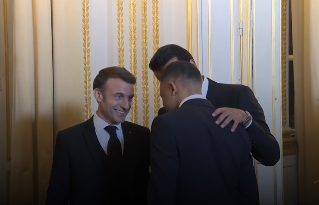 Mbappe rozmawiał z Macronem i emirem Kataru. Zaskakujące słowa prezydenta Francji do piłkarza PSG