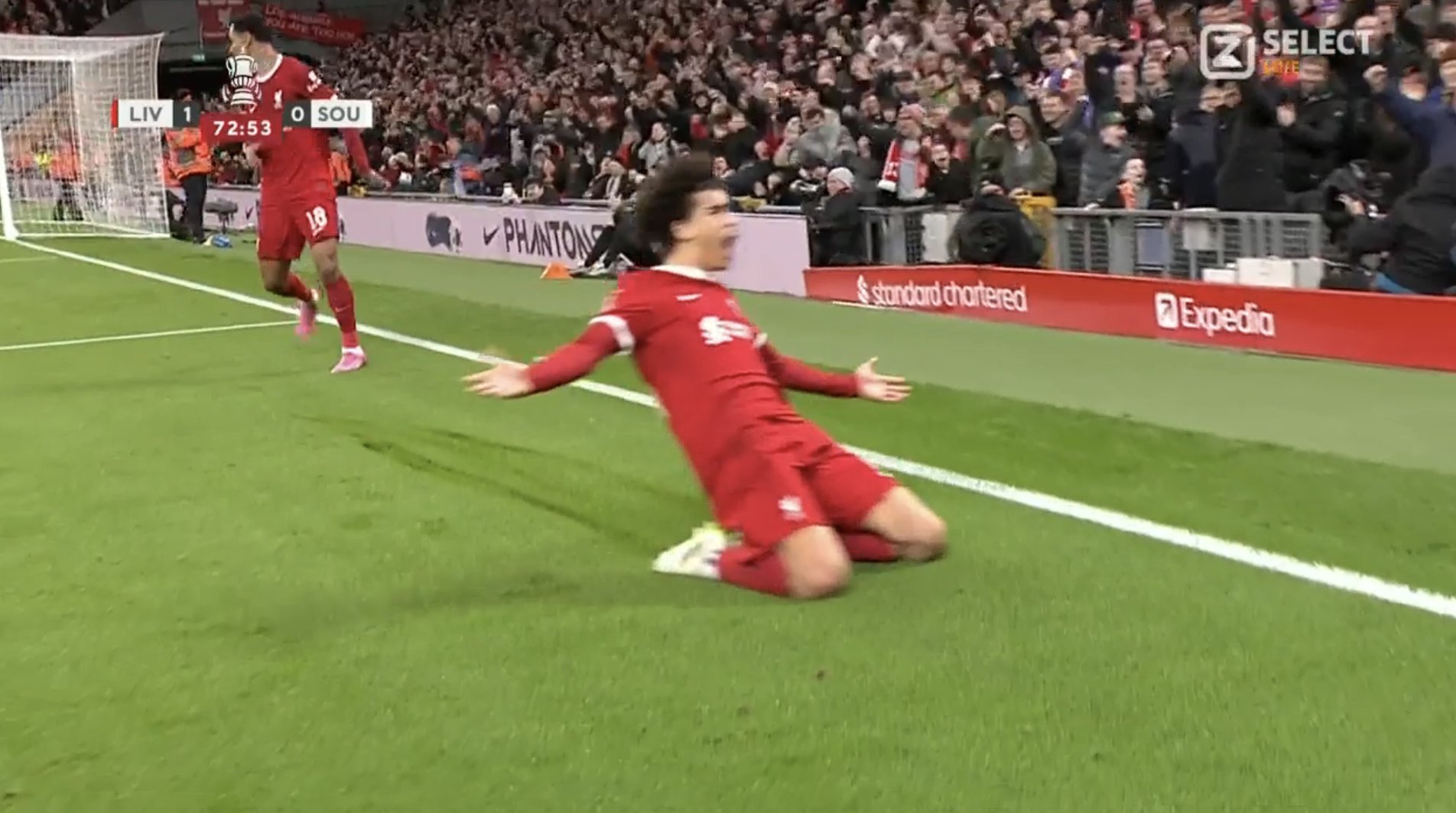 Dzieciaki z Liverpoolu znów to zrobiły! Southampton Jana Bednarka rozbite [WIDEO]