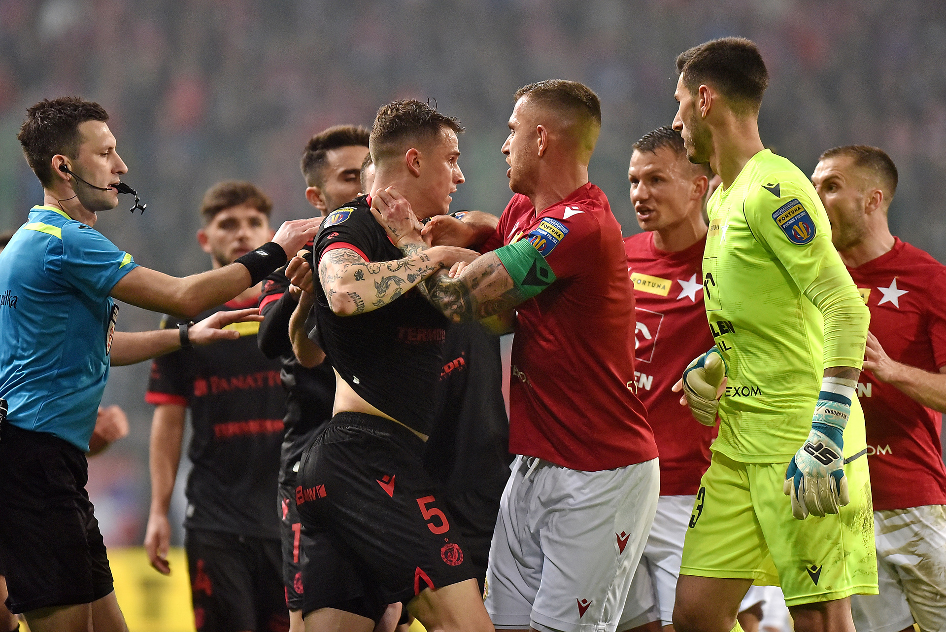 "Wystąpiliśmy o to". Widzew nie składa broni ws. powtórzenia meczu. Klub żąda ujawnienia rozmów sędziów