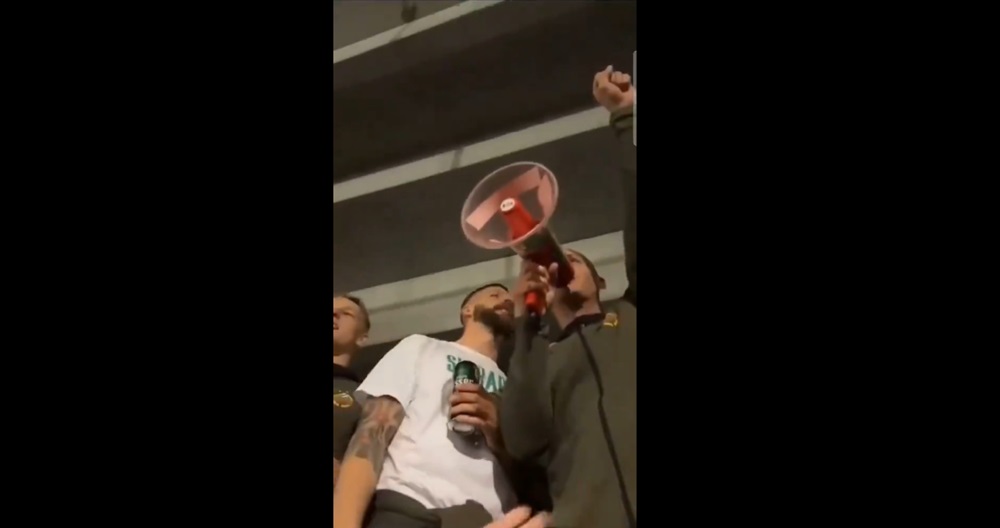 Wygrali derby i wykrzykiwali homofobiczne przyśpiewki. Odjęto im punkty, posypały się zawieszenia