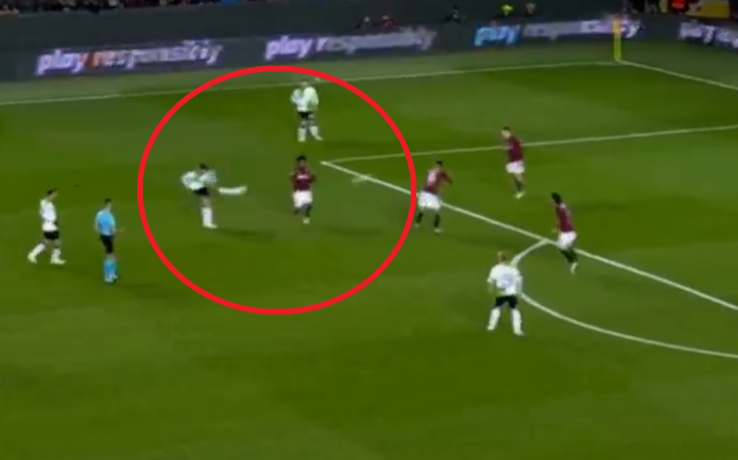 Zjawiskowy gol Darwina Nuneza! Napastnik Liverpoolu kropnął z dystansu [WIDEO]