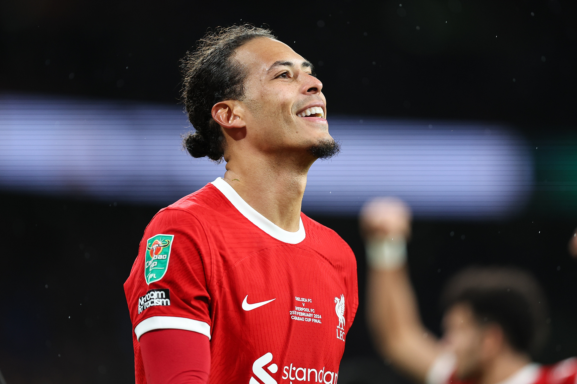 "Van Dijk jest lepszym środkowym obrońcą niż Haaland napastnikiem". Zdecydowane słowa po hicie Premier League