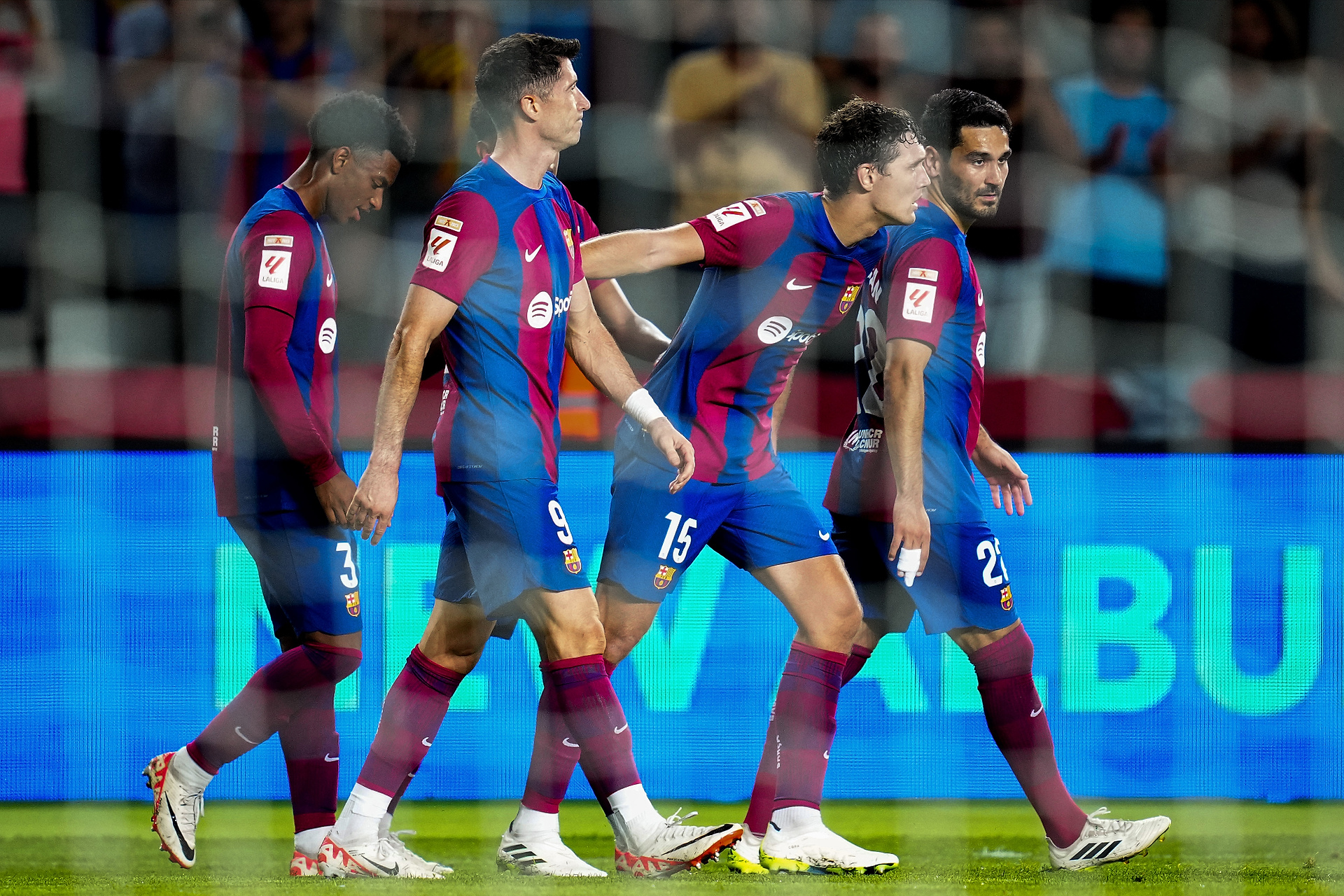 Piłkarz Barcelony w Premier League? Jest chętny na jego usługi